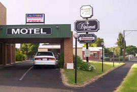 The Diplomat Motel - Accommodation Gladstone 0
