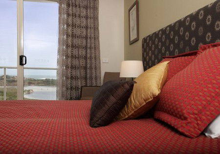 Lady Bay Resort - Accommodation Gladstone 0