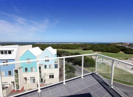 Lady Bay Resort - Accommodation Gladstone 3