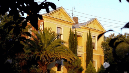 Campbell Street Lodge - Accommodation Gladstone