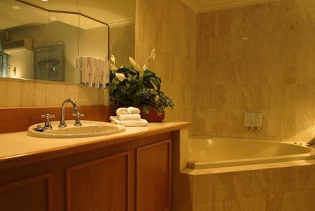 The Esplanade Motor Inn - Accommodation Gladstone 2