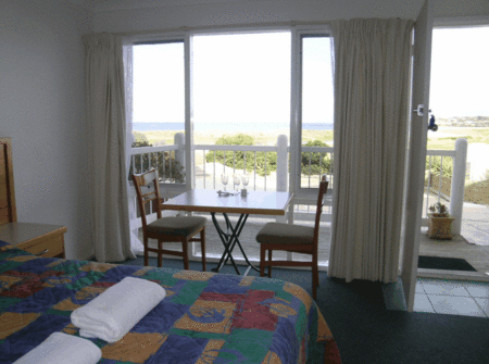 A Great Ocean View Motel - Accommodation Gladstone 4