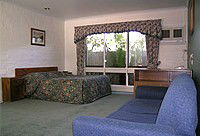 Snowgum Motel - Accommodation Gladstone 1