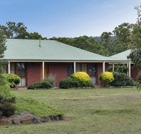 Summerfield Studio Apartments - Accommodation Gladstone