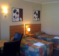 3 Sisters Motel - Accommodation Gladstone