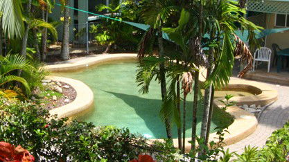 Coral Reef Resort  Holiday Apartments - Accommodation Gladstone 2