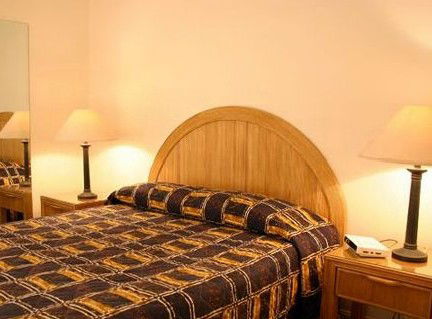 Il Centro - Accommodation Gladstone 1