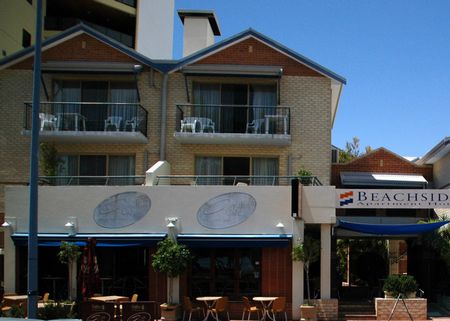 Beachside Apartment Hotel - Accommodation Gladstone 0