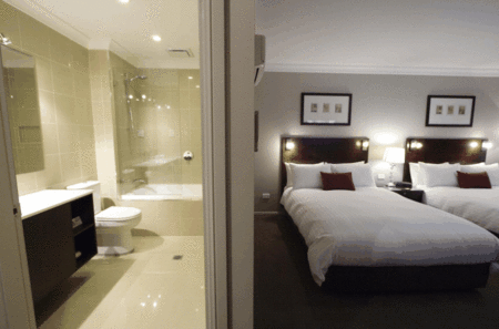 Carlyle Suites & Apartments - Accommodation Gladstone 1