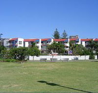 Casablanca Beachfront Apartments - Accommodation Gladstone