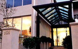 Knightsbridge Apartments - Accommodation Gladstone 0
