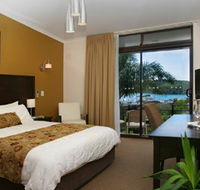 Whale Motor Inn - Accommodation Gladstone