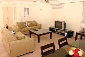 AA Oceana On Broadbeach - Accommodation Gladstone 2