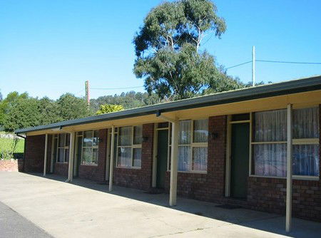 Cobargo Hotel Motel - Accommodation Gladstone 2