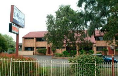Windsor Terrace Motel - Accommodation Gladstone 2