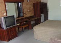 Winning Post Motor Inn - Accommodation Gladstone 0
