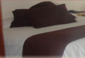 Winning Post Motor Inn - Accommodation Gladstone 3