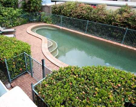 Mid City Luxury Suites - Accommodation Gladstone 1