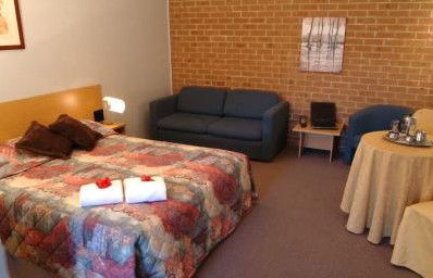 Campbelltown Colonial Motor Inn - Accommodation Gladstone 2
