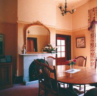 Cotehele - Accommodation Gladstone 1