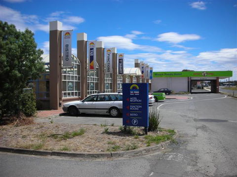 Waurn Ponds Hotel - Accommodation Gladstone 0