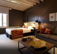 Harbour Rocks Hotel - Accommodation Gladstone