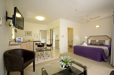 Reef Palms - Accommodation Gladstone 1