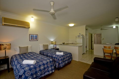 Reef Palms - Accommodation Gladstone 2