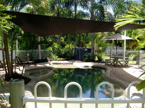 SeaEagles Beach Resort - Accommodation Gladstone 2