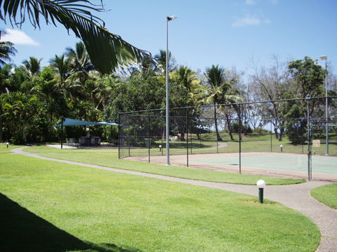 The Shores Holiday Apartments - Accommodation Gladstone 1