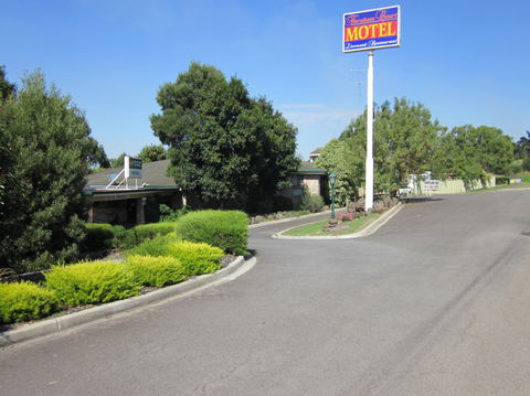 Farnham Court Motel - Accommodation Gladstone 0