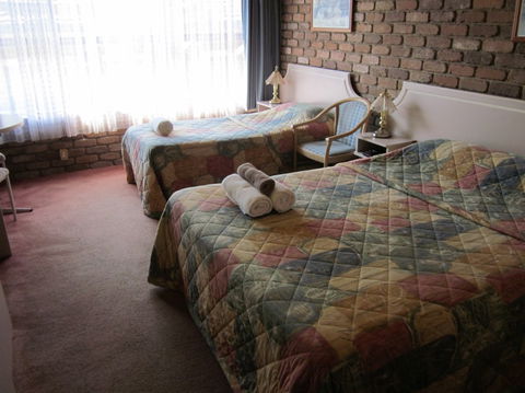 Farnham Court Motel - Accommodation Gladstone 4
