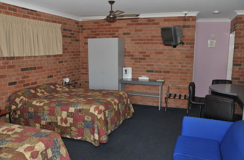 Wallangulla Motel - Accommodation Gladstone 2