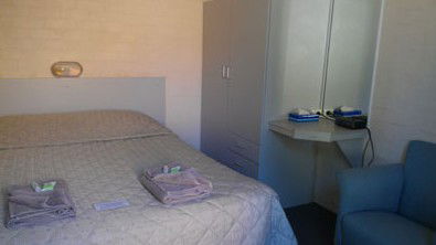 African Reef Beach Resort - Accommodation Gladstone 3