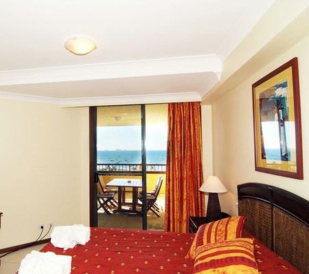 Waters Edge Resort - Accommodation Gladstone 3