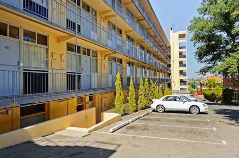 Mountway Holiday Apartments - Accommodation Gladstone 4