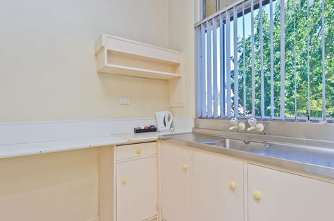 Mountway Holiday Apartments - Accommodation Gladstone 5