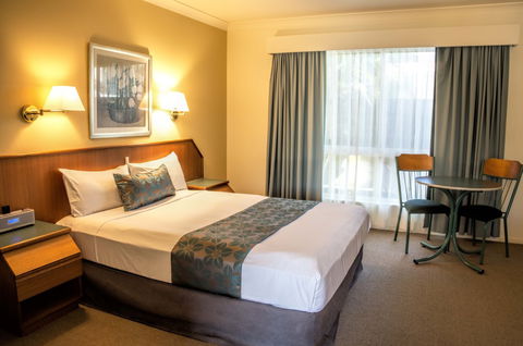 White Lace Motor Inn - Accommodation Gladstone 1
