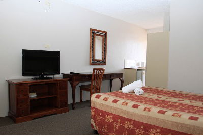 Sleepwell Motel - Accommodation Gladstone 2