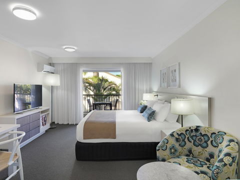 Oaks Oasis - Accommodation Gladstone 5