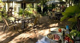 Tropic Towers Apartments - Accommodation Gladstone 3