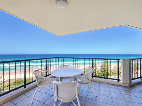 AA Oceana On Broadbeach - Accommodation Gladstone 15