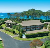 Absolute Beachfront Smugglers on the Beach - Accommodation Gladstone