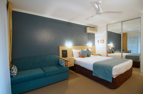 Lord Byron Resort - Accommodation Gladstone 1