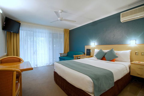 Lord Byron Resort - Accommodation Gladstone 2