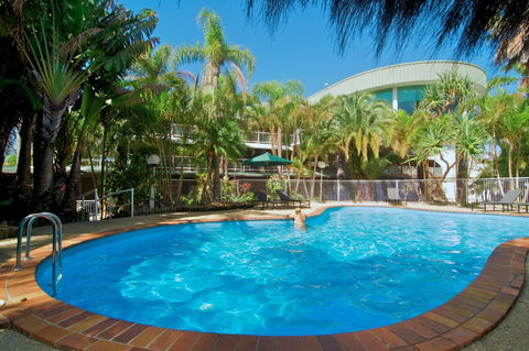 Lord Byron Resort - Accommodation Gladstone 3