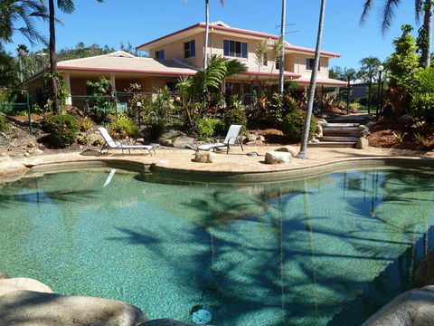 Montage Beach Apartments - Accommodation Gladstone 1