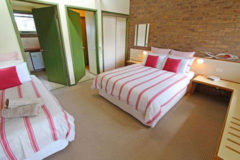 Great Ocean Road Beachfront Motel - Accommodation Gladstone 1