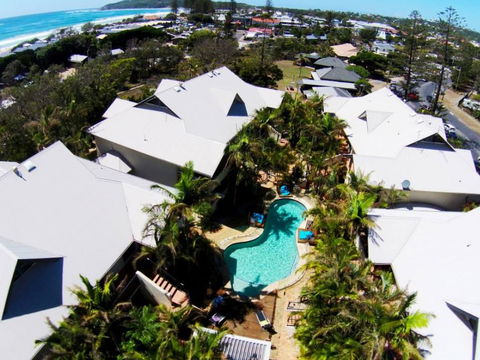 Outrigger Bay Apartments - Accommodation Gladstone 1