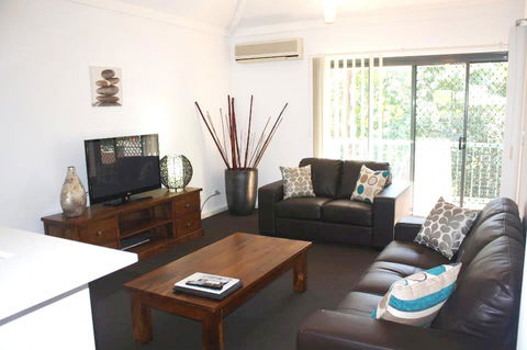 Outrigger Bay Apartments - Accommodation Gladstone 7